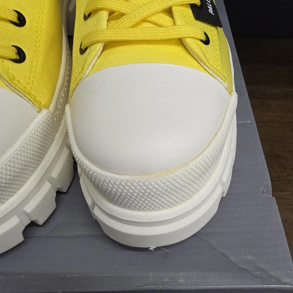 Palladium Revolt LO TX Star Yellow Women Chunky Platform Shoe 10 US